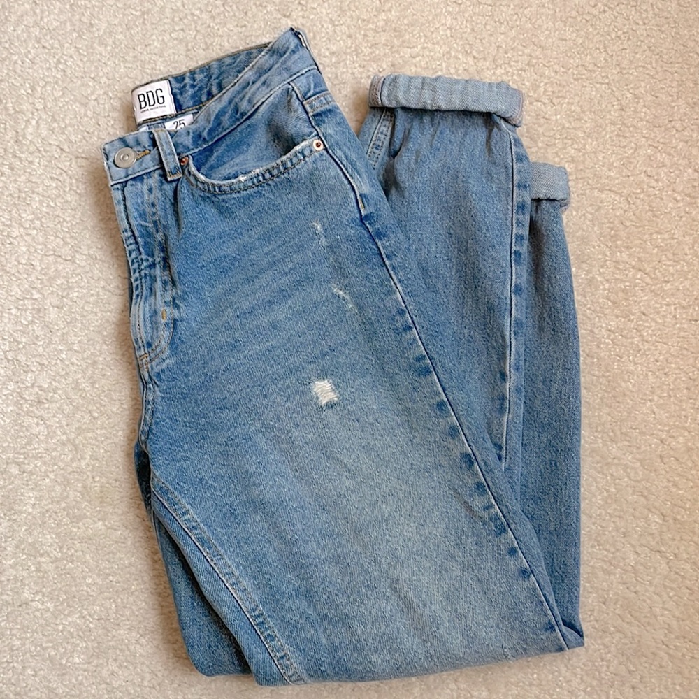 BDG Urban Outfitters Mom High-Rise